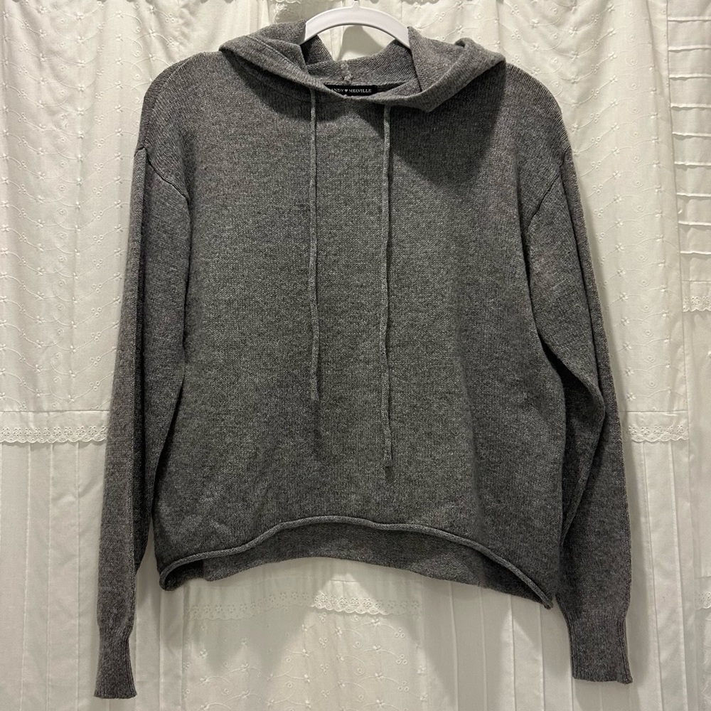 Brandy Melville Knit Gray Pullover Sweatshirt